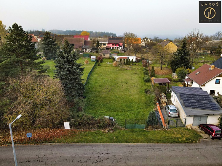 Prodej stavebního pozemku 1 266 m² - foto 7