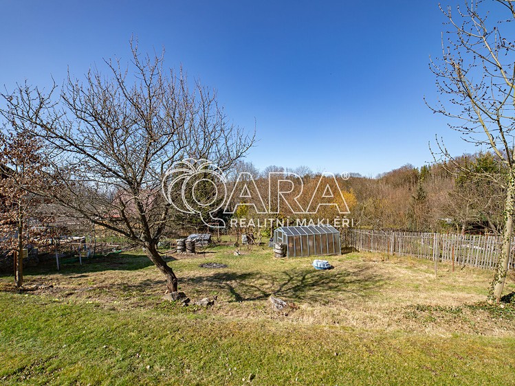 Prodej  stavebního pozemku 333 m² - foto 5