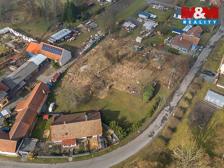Prodej  stavebního pozemku 1 767 m² - foto 3