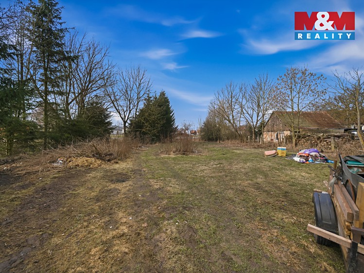 Prodej stavebního pozemku 1 300 m² - foto 4