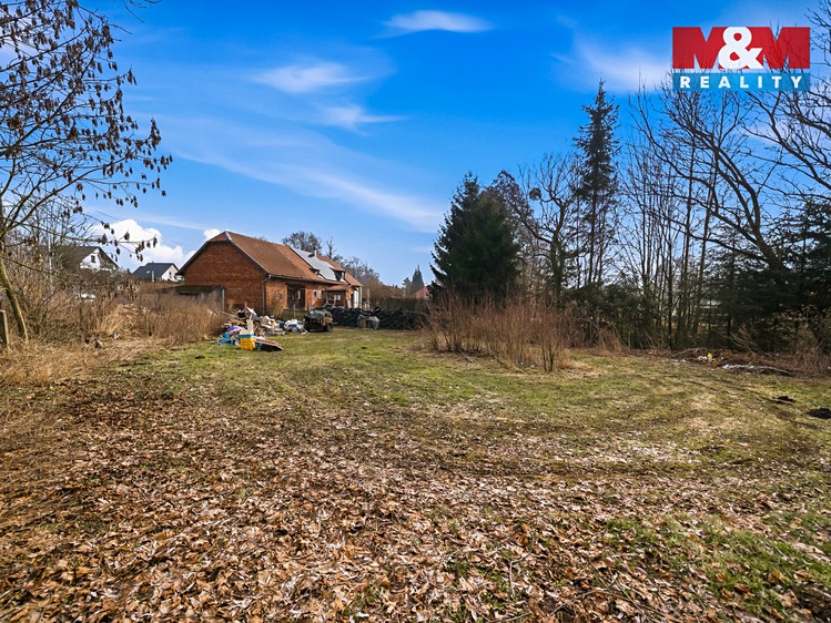 Prodej stavebního pozemku 1 300 m² - foto 5