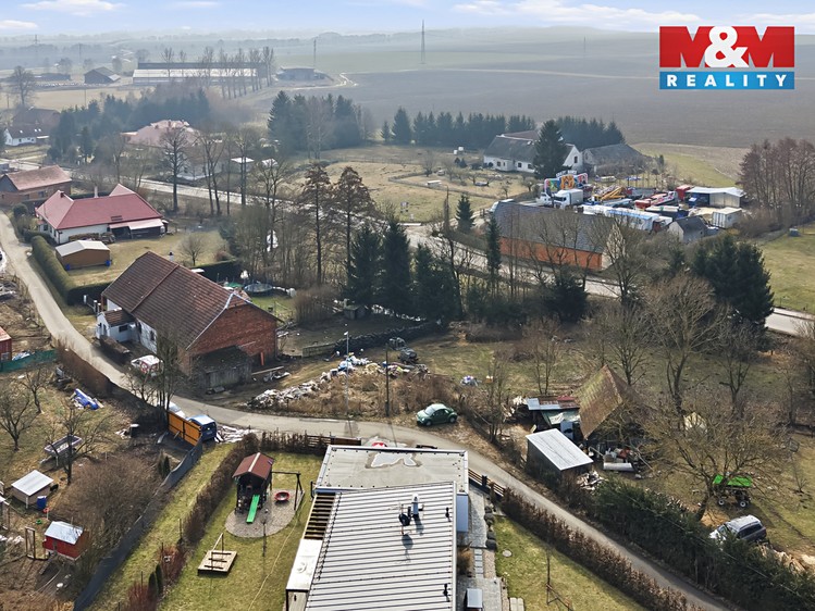 Prodej stavebního pozemku 1 300 m² - foto 8
