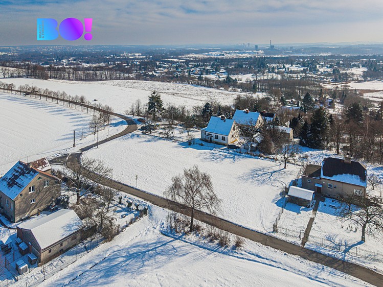 Prodej stavebního pozemku 1 876 m² - foto 2