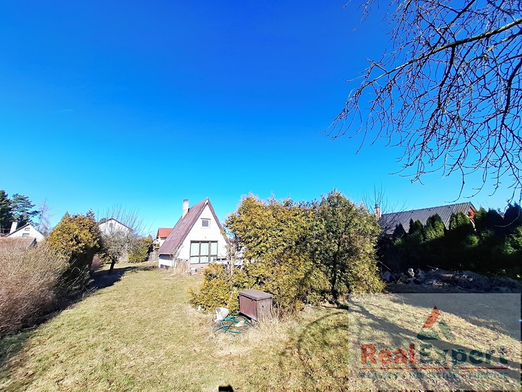 Prodej stavebního pozemku 721 m² - foto 2