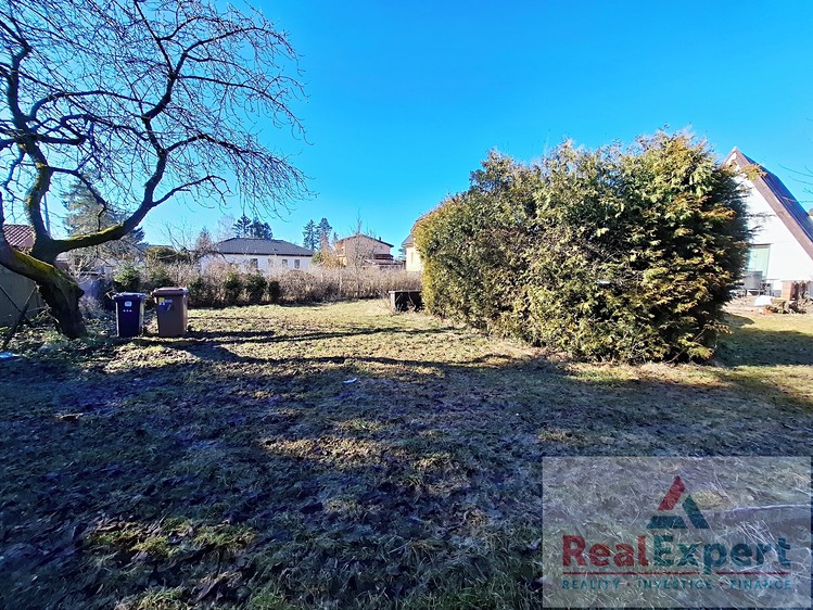 Prodej stavebního pozemku 721 m² - foto 6