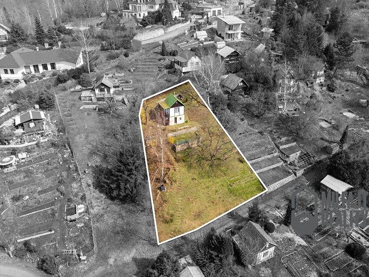 Prodej zahrady 720 m² - foto 1