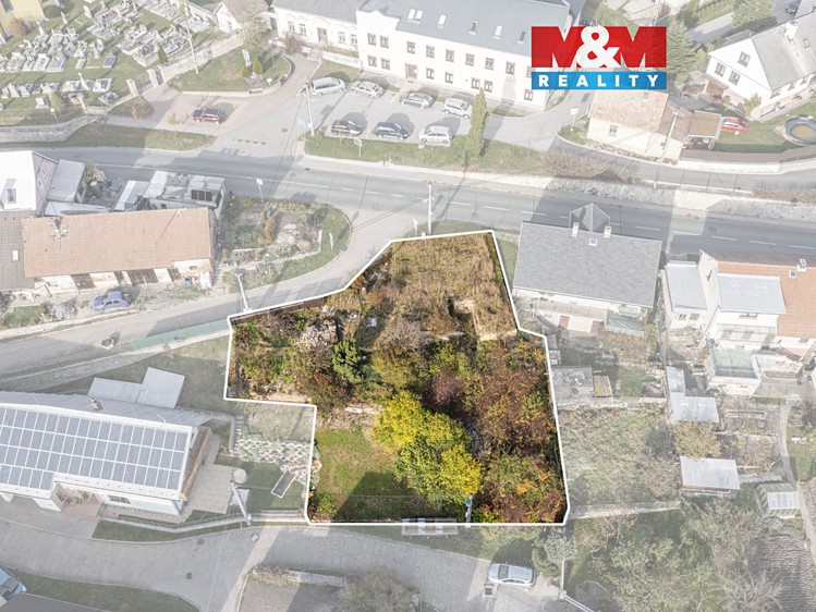 Prodej stavebního pozemku 644 m² - foto 1