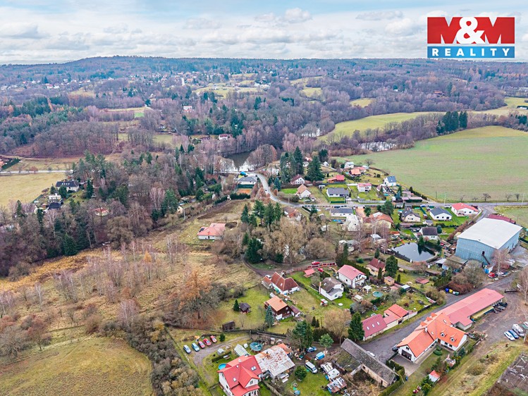 Prodej stavebního pozemku 1 300 m² - foto 5