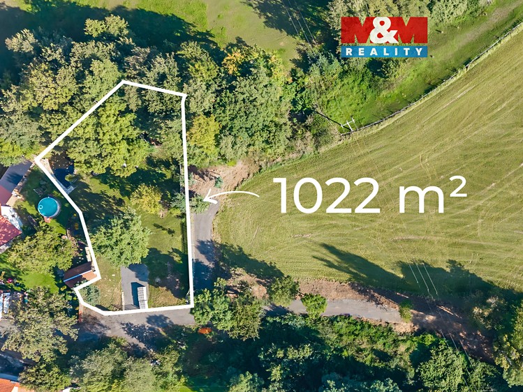 Prodej stavebního pozemku 1 022 m² - foto 1