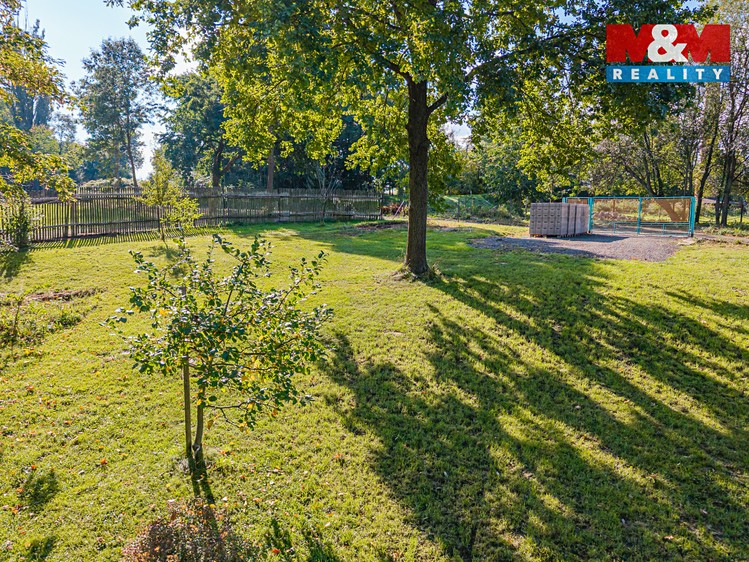 Prodej stavebního pozemku 1 022 m² - foto 5