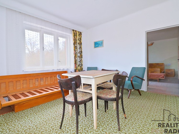 Prodej stavebního pozemku 1 802 m² - foto 2