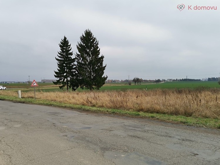 Prodej stavebního pozemku 850 m² - foto 6