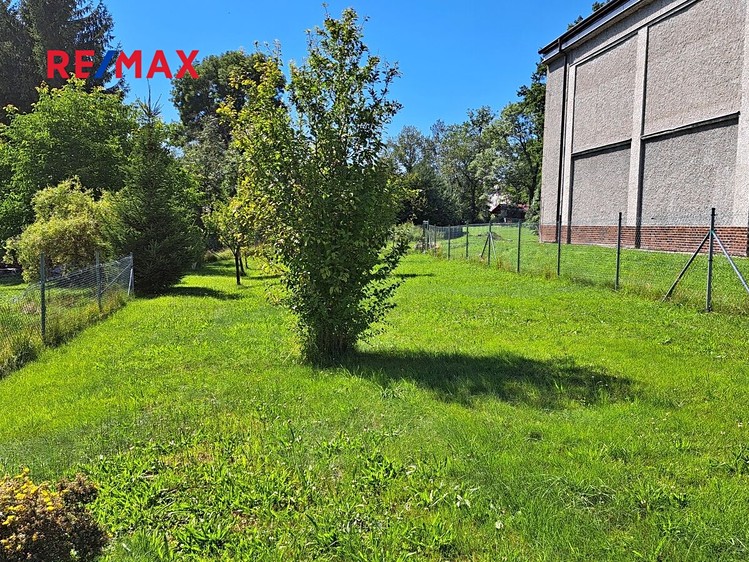 Prodej stavebního pozemku 606 m² - foto 5