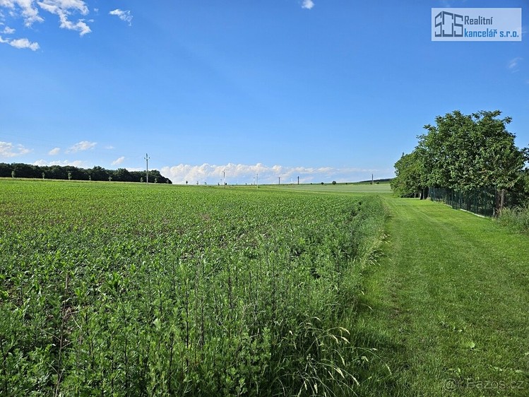 Prodej stavebního pozemku 1 500 m² - foto 3