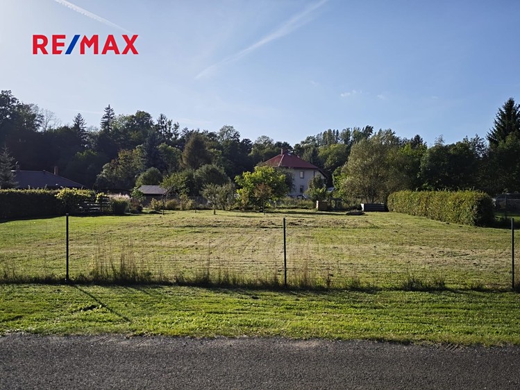 Prodej  stavebního pozemku 1 356 m² - foto 5