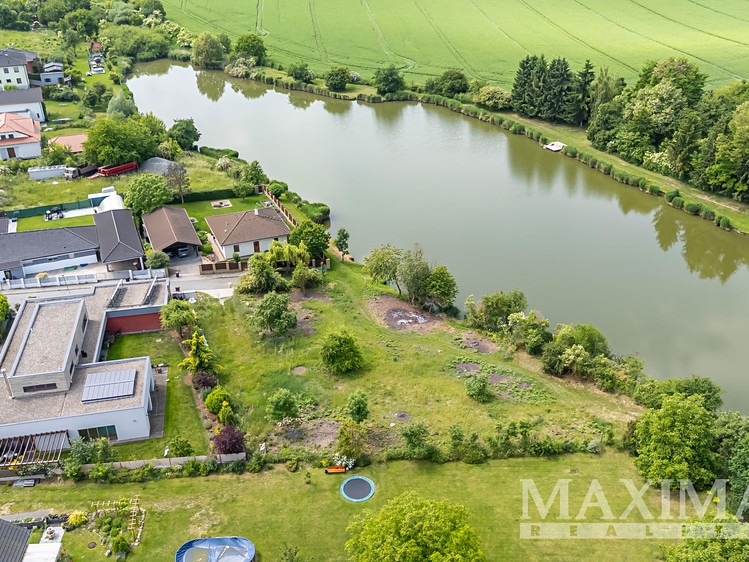 Prodej pozemku 1 636 m² - foto 5