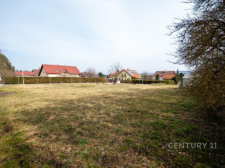 Prodej stavebního pozemku 962 m² - foto 4