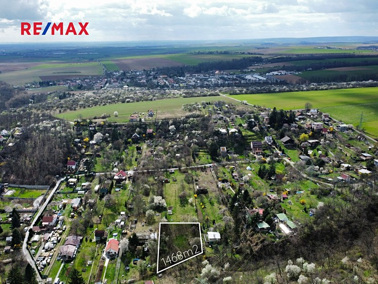 Prodej stavebního pozemku 1 468 m² - foto 2