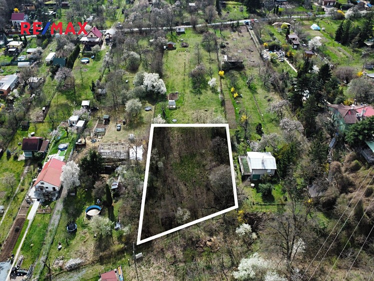 Prodej stavebního pozemku 1 468 m² - foto 3