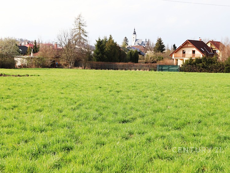 Prodej stavebního pozemku 1 943 m² - foto 6