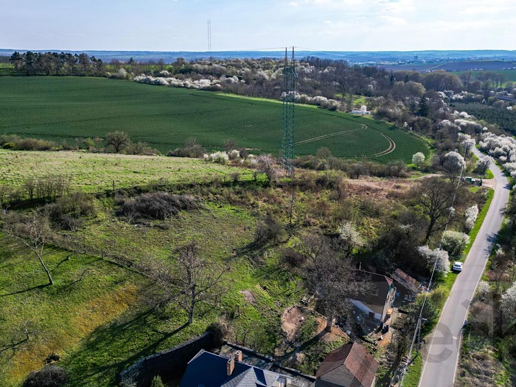 Prodej stavebního pozemku 1 820 m² - foto 4