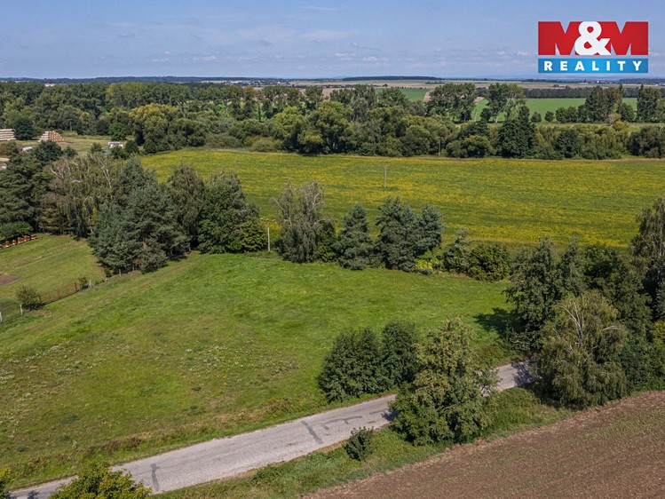 Prodej stavebního pozemku 1 600 m² - foto 3