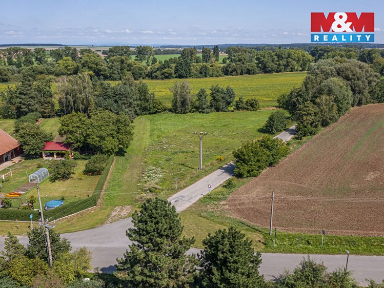 Prodej stavebního pozemku 1 600 m² - foto 2