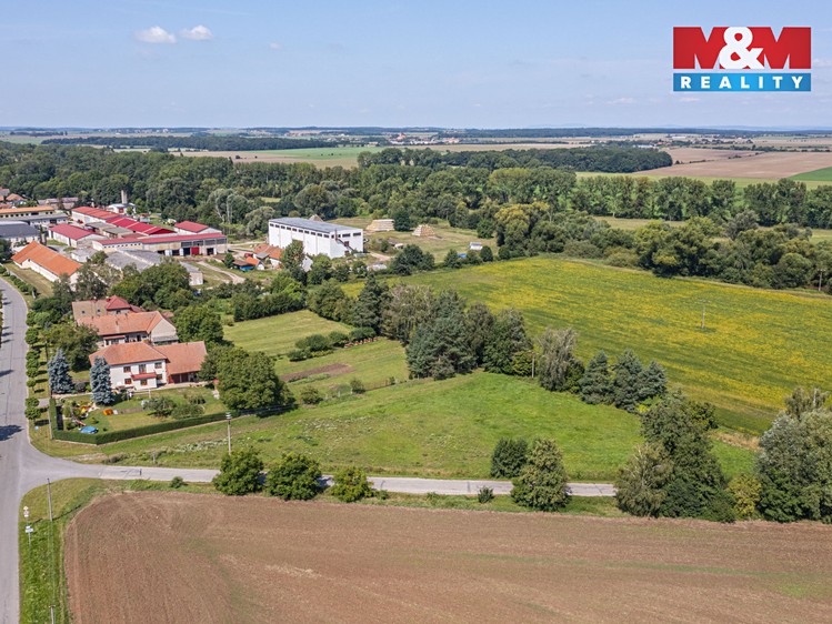 Prodej stavebního pozemku 1 600 m² - foto 5