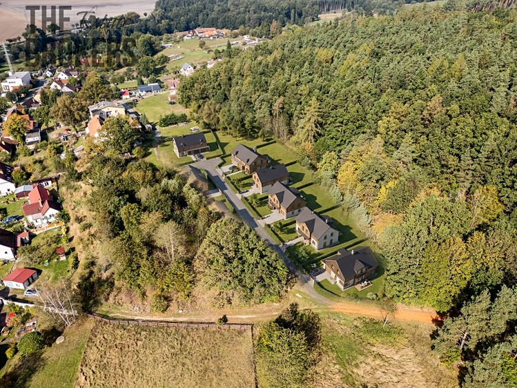 Prodej  stavebního pozemku 800 m² - foto 3