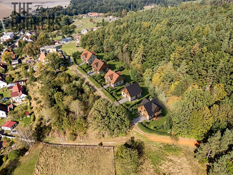 Prodej  stavebního pozemku 800 m² - foto 4