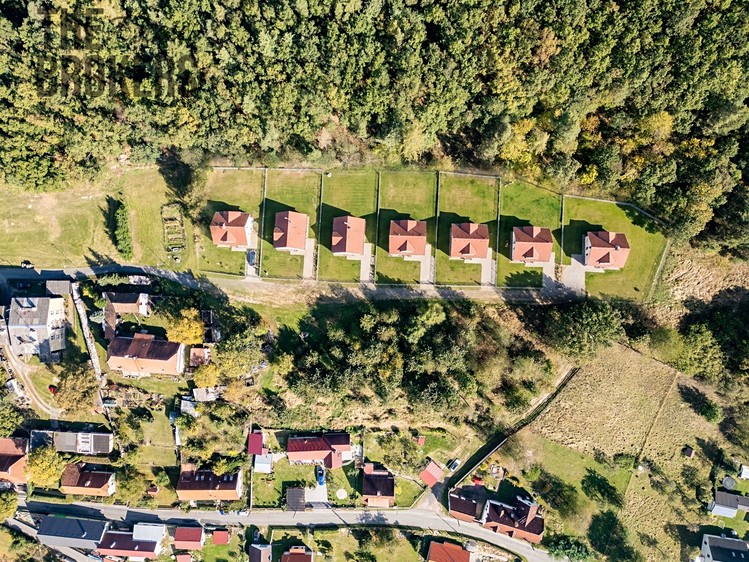 Prodej  stavebního pozemku 1 262 m² - foto 3