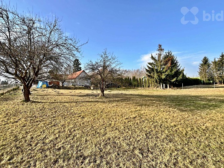 Prodej stavebního pozemku 1 278 m² - foto 1