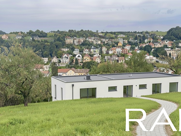 Prodej stavebního pozemku 1 833 m² - foto 3
