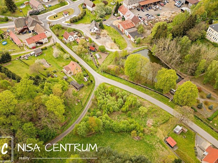 Prodej stavebního pozemku 1 849 m² - foto 6
