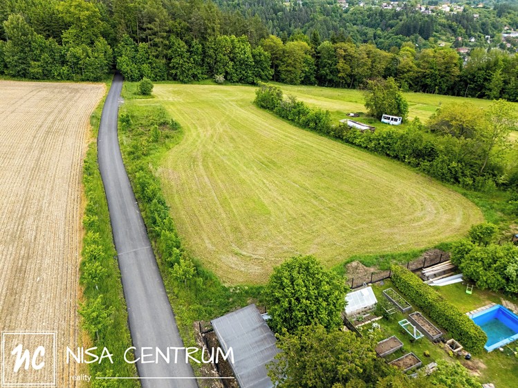 Prodej stavebního pozemku 3 984 m² - foto 3