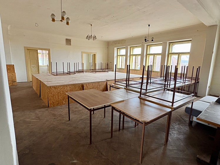 Prodej komerční nemovitosti 300 m² - foto 8