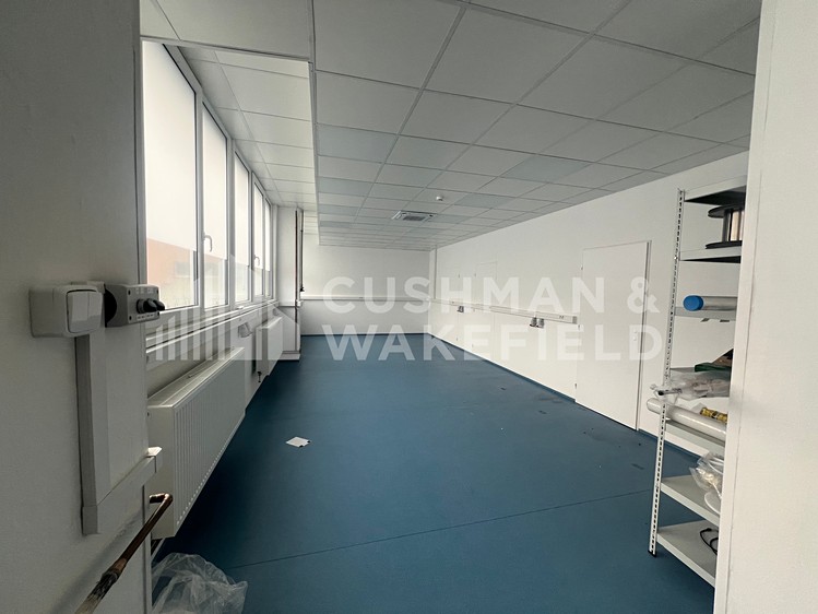 Prodej výrobní haly, prostoru 3 866 m² - foto 5