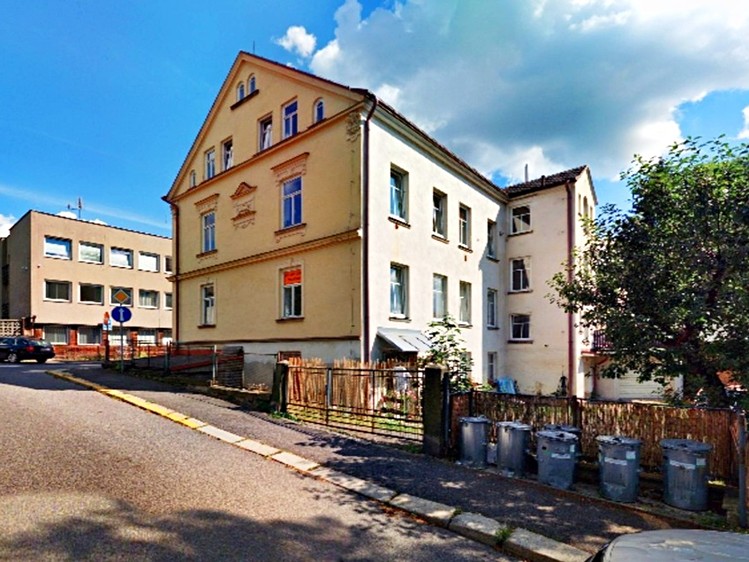 Prodej obchodního prostoru 105 m² - foto 1