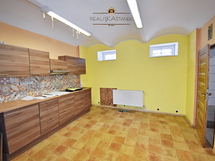 Prodej obchodního prostoru 105 m² - foto 2