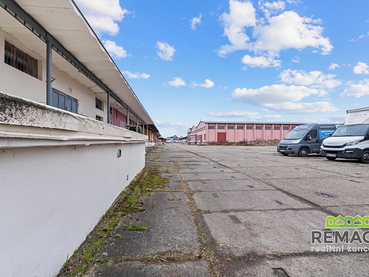 Prodej skladového prostoru 2 326 m² - foto 6