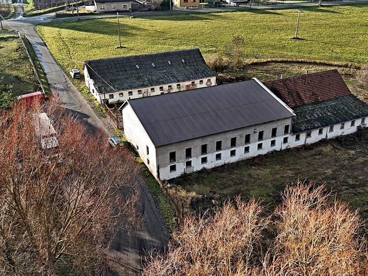 Prodej komerční nemovitosti 900 m² - foto 7