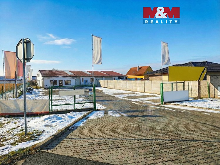Prodej obchodního prostoru 972 m² - foto 1