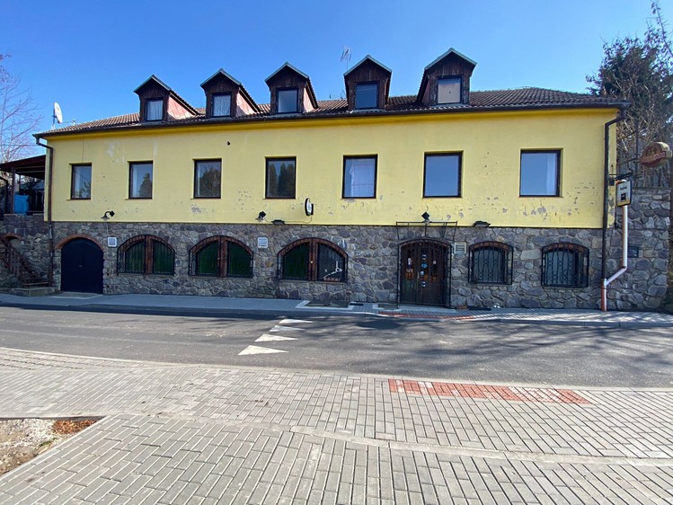 Prodej komerční nemovitosti 467 m² - foto 1