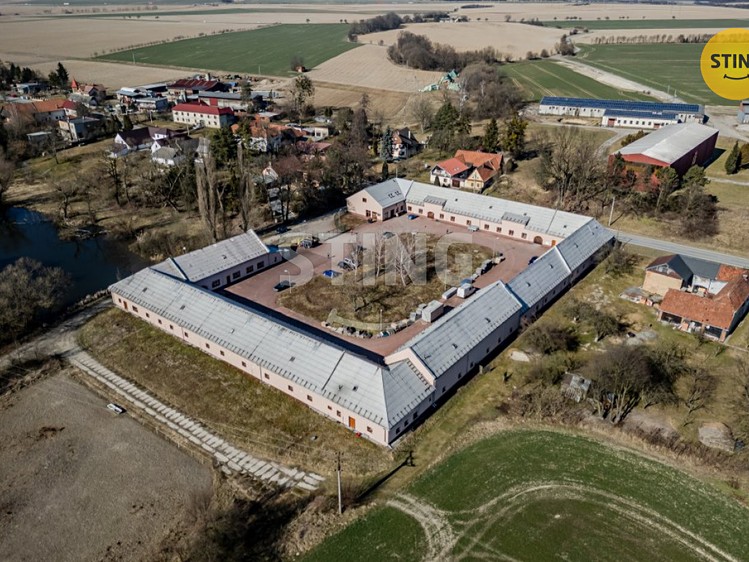 Prodej výrobní haly, prostoru 2 880 m² - foto 4