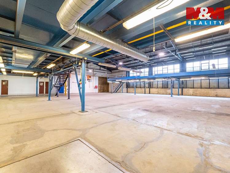Prodej výrobní haly, prostoru 714 m² - foto 2