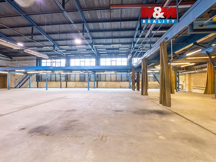 Prodej výrobní haly, prostoru 714 m² - foto 1