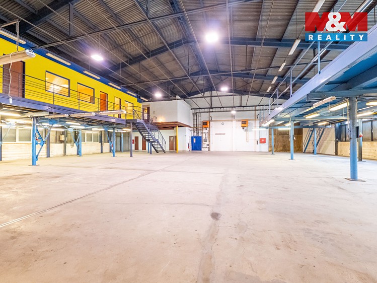Prodej výrobní haly, prostoru 714 m² - foto 3