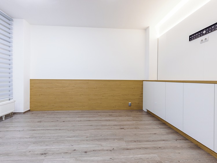 Prodej kanceláře 65 m² - foto 2