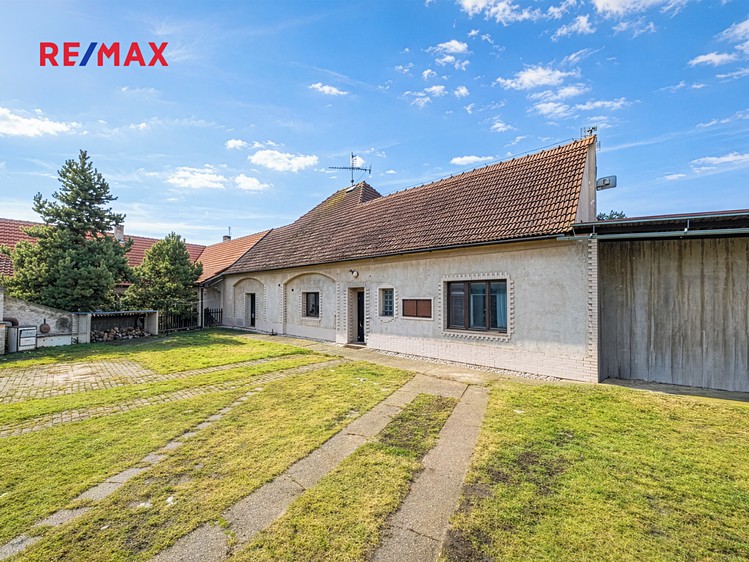 Prodej činžovního domu 175 m² - foto 1