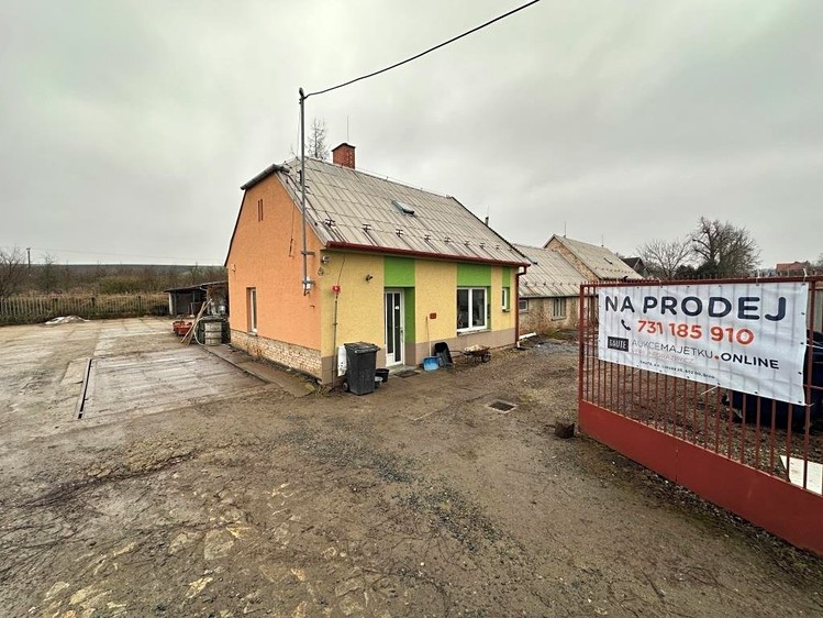 Prodej komerční nemovitosti 263 m² - foto 1